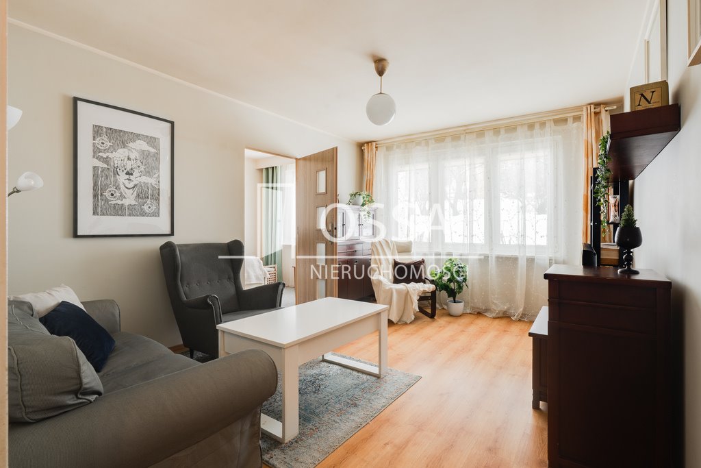 Przestronne 4-pokojowe mieszkanie na parterze w Gdyni Gdynia, Obłuże, Stolarska  66m2 Foto 1