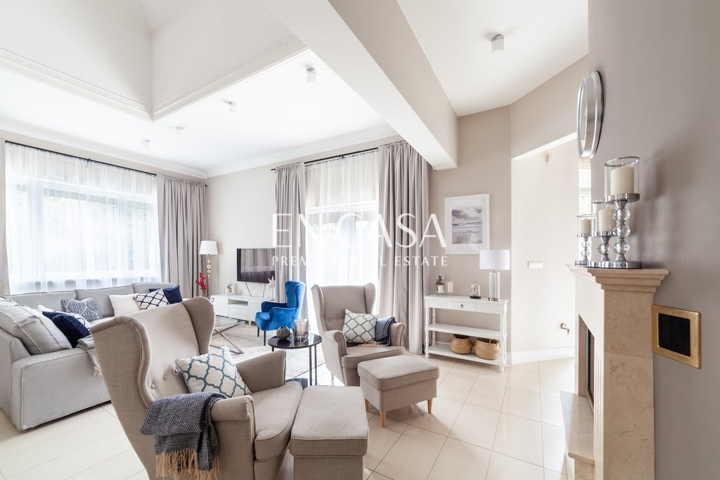 Wilanów, dom 270 m2 z dużym ogrodem i poddaszem Warszawa, Wilanów, Zawady, Bruzdowa  270m2 Foto 1