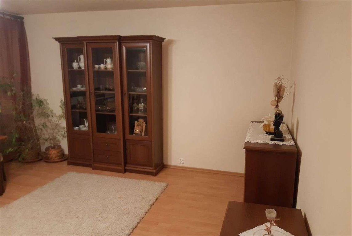 Mieszkanie trzypokojowe na sprzedaż Tarnobrzeg, ul. Wojciecha Kossaka  61m2 Foto 2