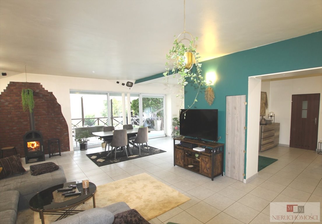 Przestronny dom z warsztatem i działką 14 arów w Osinach Osiny  180m2 Foto 1