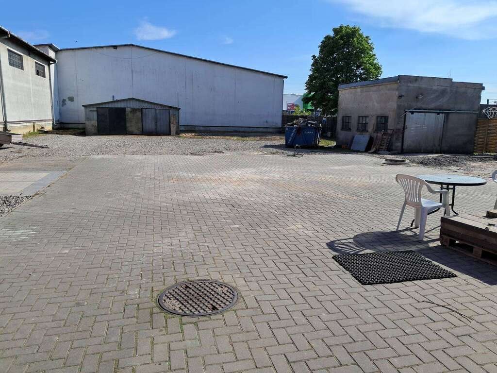 Budynek 150m2 - biuro, magazyny, plac 1500m2 w Bemowie Warszawa, Bemowo  220m2 Foto 1