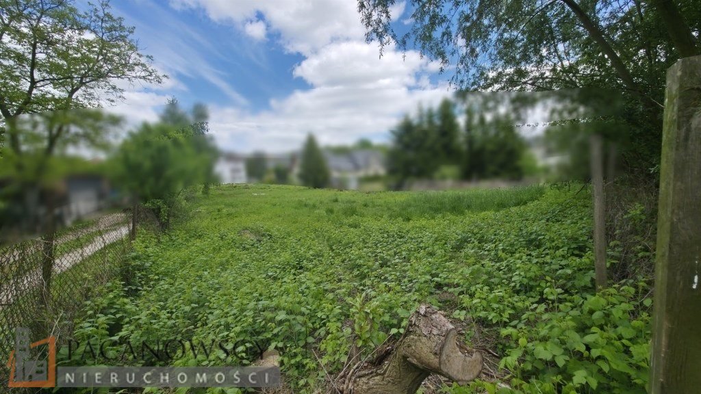 Działka budowlana 1184 m² w Węgrzcach – spokojna okolica Węgrzce  1 184m2 Foto 1