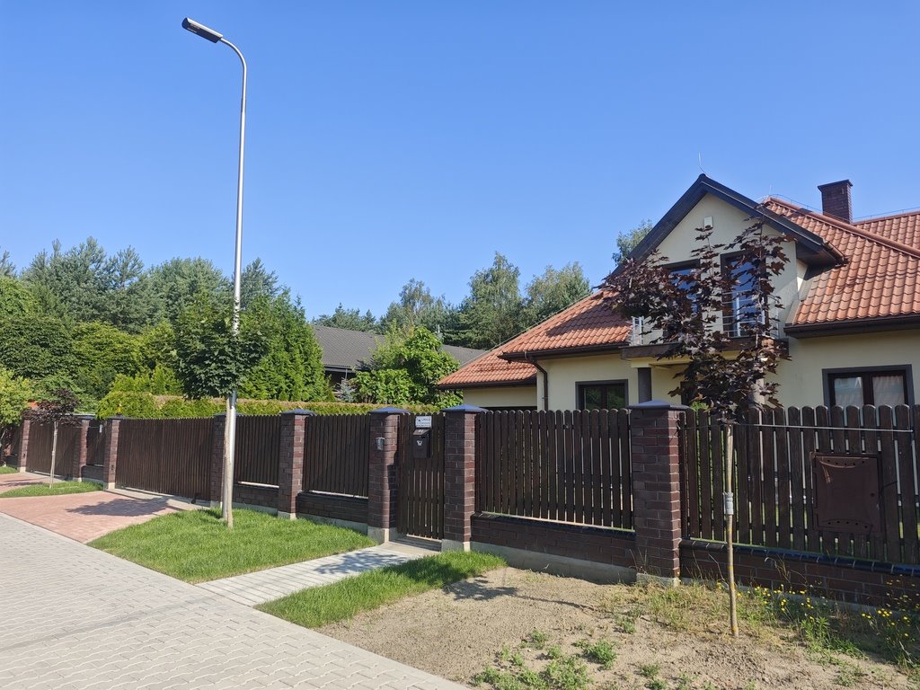 Do sprzedania elegancki dom 270 m² w Marianowie z garażem i ogrodem Marianów, Aleja Cisowa  271m2 Foto 1