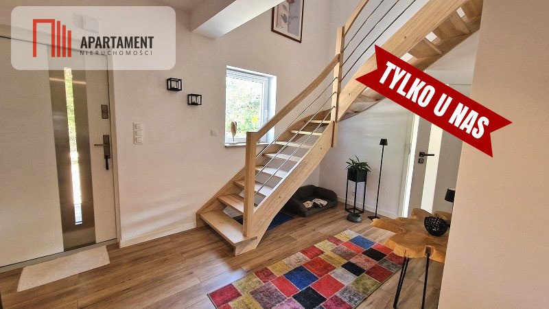 Atrakcyjny dom 150 m2 z ogrodem i garażem w spokojnej okolicy Laski Małe  150m2 Foto 1