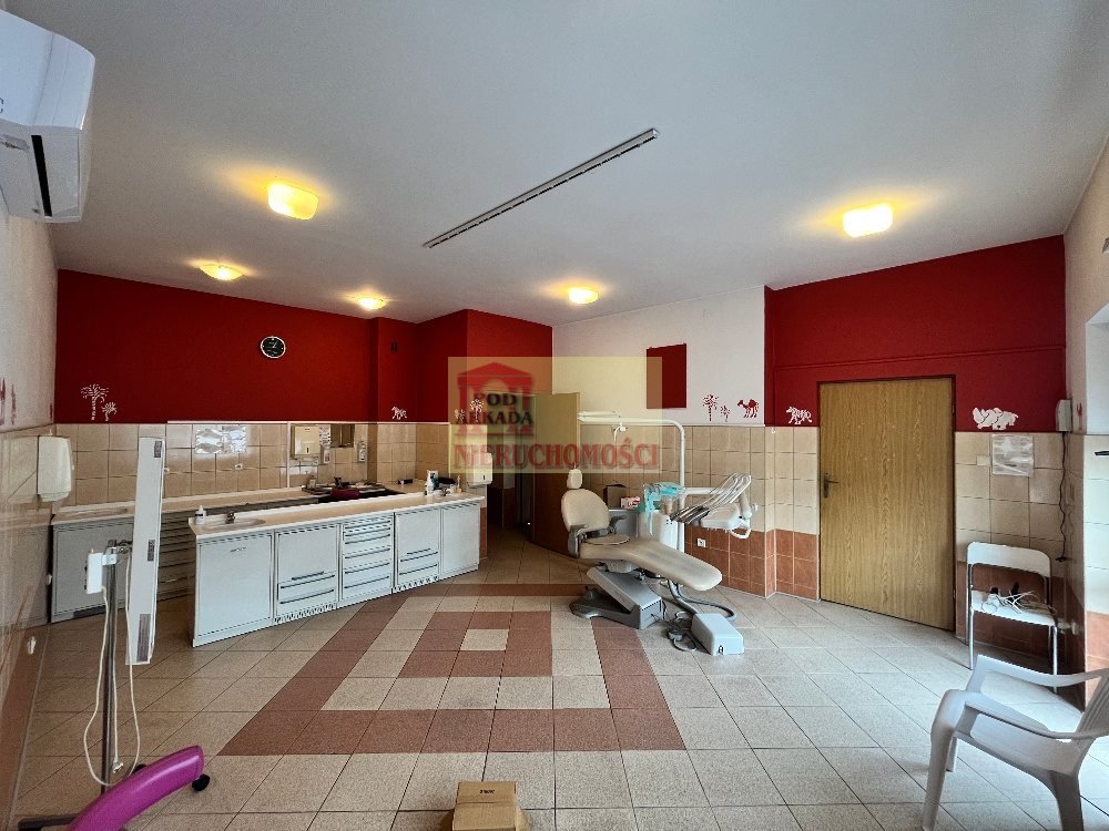 Lokal użytkowy na wynajem Białobrzegi  42m2 Foto 1