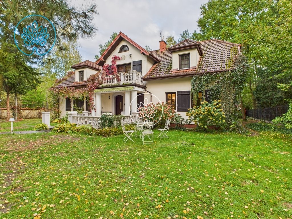 Ekskluzywny dom 280 m² z działką 1 ha i rzeką Jeziórka Runów  280m2 Foto 1