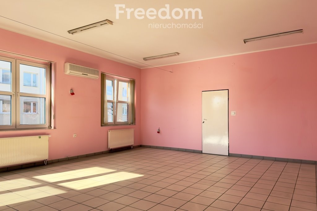 Lokal użytkowy na wynajem Włocławek, Kaliska  106m2 Foto 1