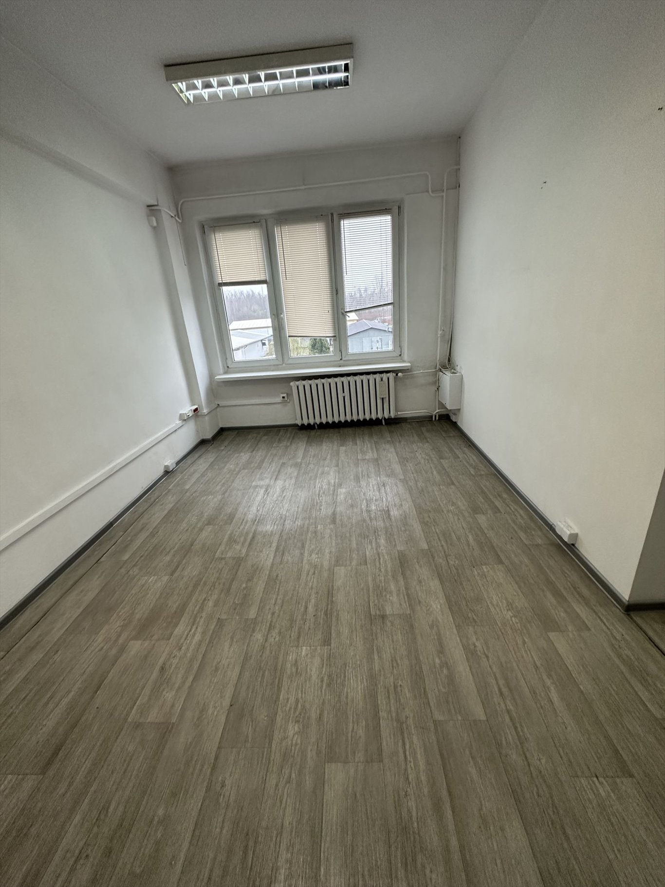 Biuro z klimatyzacją, 30 m2, parking, szybki dojazd Katowice, Janów-Nikiszowiec, Janów  30m2 Foto 1