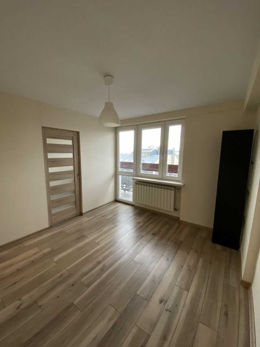 Mieszkanie 36 m² w Warszawie - 2 pokoje, balkon, po remoncie Warszawa, Śródmieście, Mokotowska  36m2 Foto 1