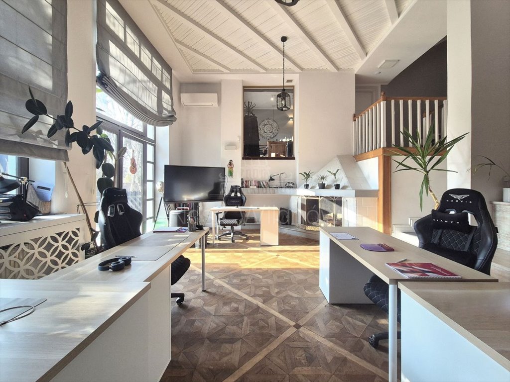 Nowoczesne biuro 455 m² z tarasem i ogrodem, klimatyzacja Warszawa, Wilanów, Wilanów, Wiertnicza  455m2 Foto 1