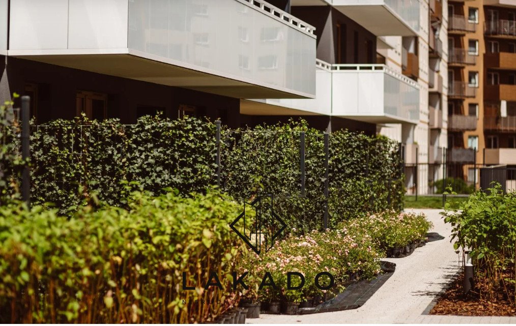 Gotowa kawalerka 34 m² z balkonem, garażem i zielonym ogrodem Kraków, Podgórze Duchackie, Podedworze  34m2 Foto 1