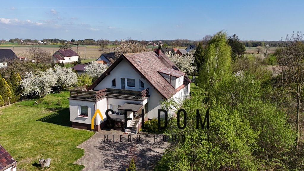 Przestronny dom 170 m² z ogrodem i garażami w Domecko Domecko  250m2 Foto 1