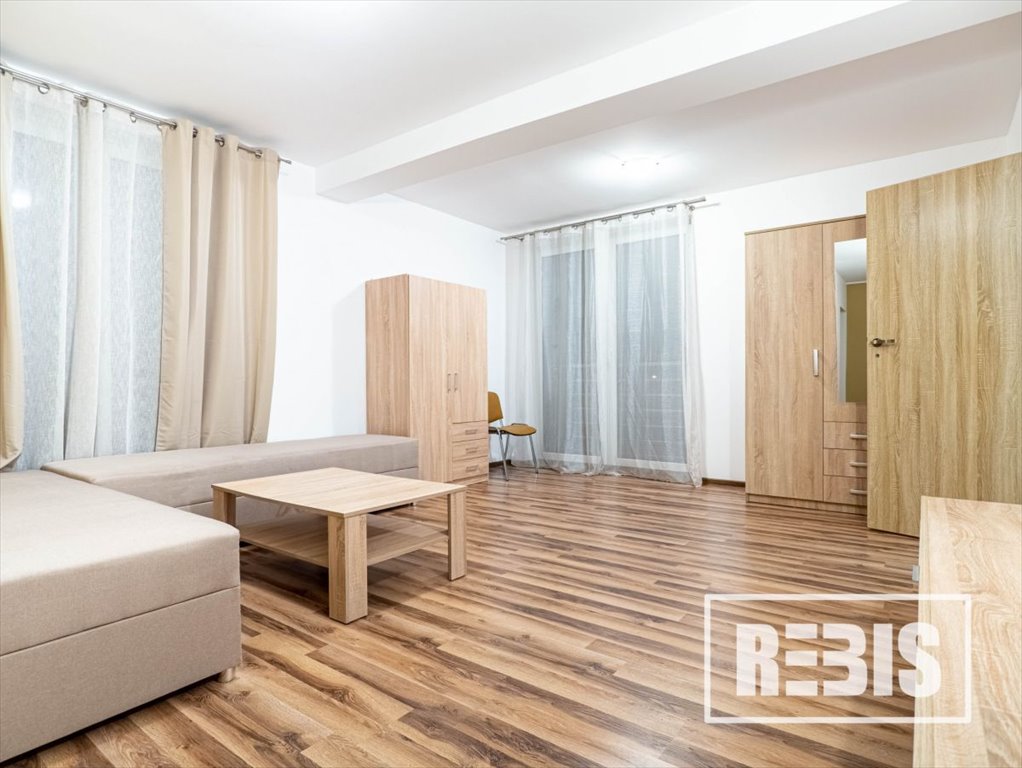 Wynajem 68 m² - 4 pokoje z tarasem w Tyncu Kraków, Tyniec, Widłakowa  68m2 Foto 1