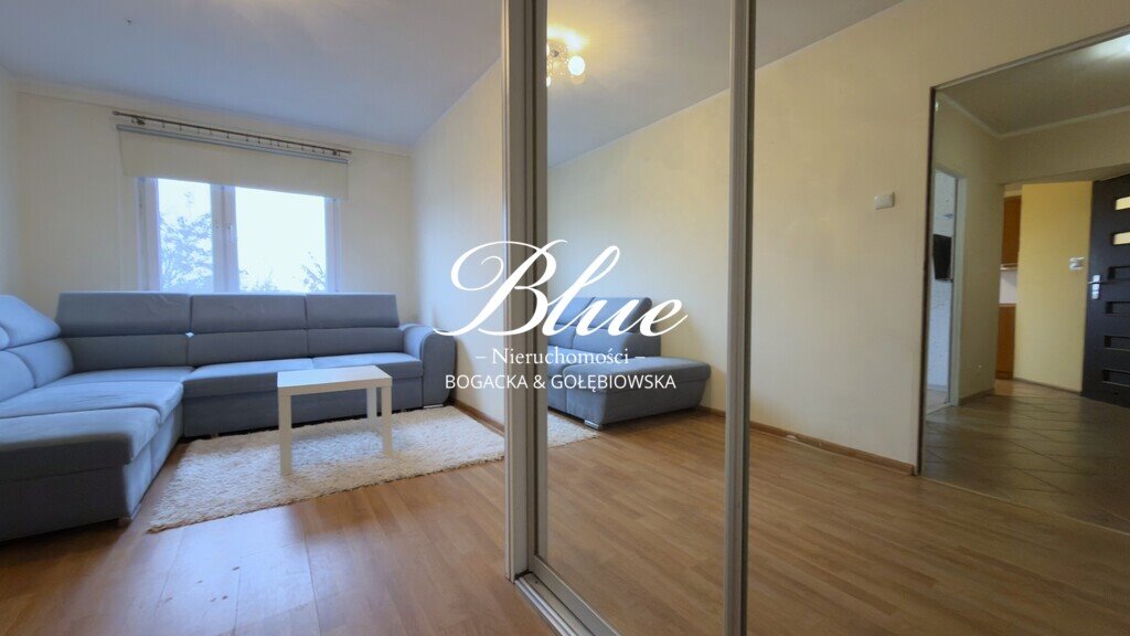 Mieszkanie dwupokojowe na sprzedaż Karlino, 4 Marca  48m2 Foto 1