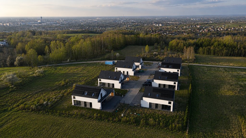 Do sprzedania dom z widokiem, garażem i ogrzewaniem podłogowym Tyczyn  121m2 Foto 1