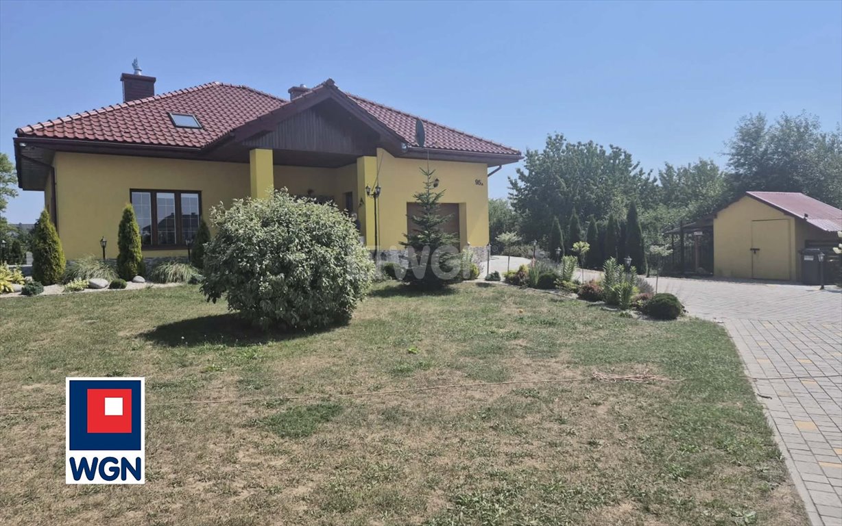 Sprzedam przestronny dom 218 m² w Książnicach z dużą działką Książnice, Książnice  218m2 Foto 1