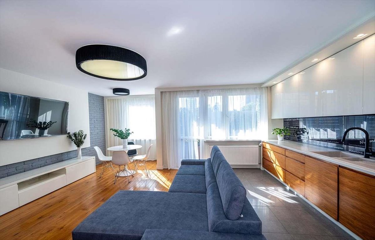 Mieszkanie czteropokojowe  na wynajem Łódź, Śródmieście, ul. Nawrot  79m2 Foto 1