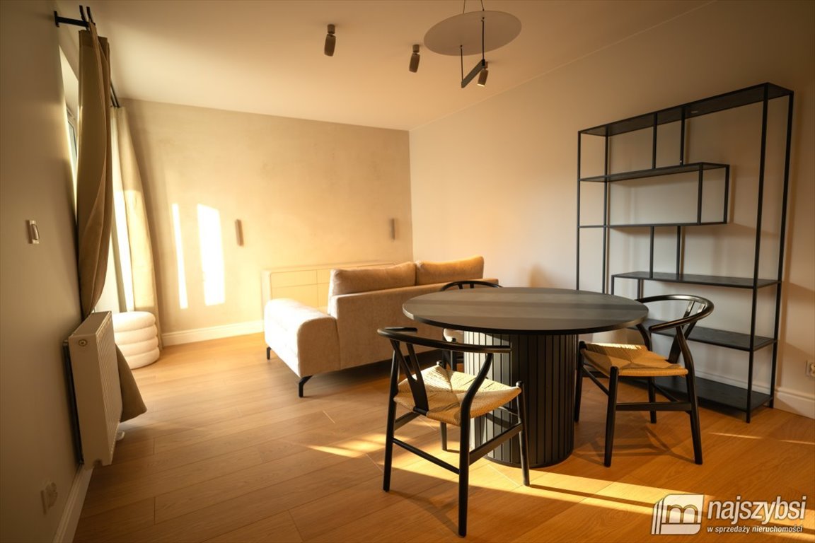 Polecam nowoczesne 2-pokojowe mieszkanie z balkonem i miejscem w garażu Szczecin, Śródmieście  49m2 Foto 1