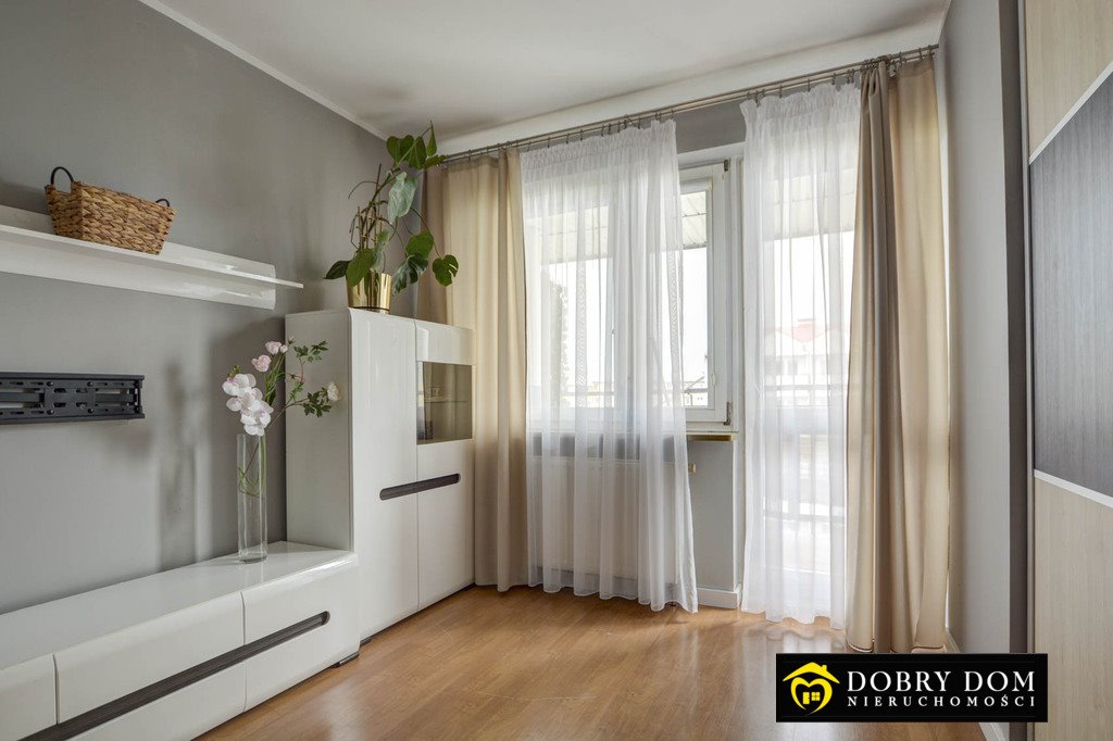 Do sprzedania klimatyczne 45 m² na ostatnim piętrze z balkonem Białystok, Nowe Miasto  45m2 Foto 1