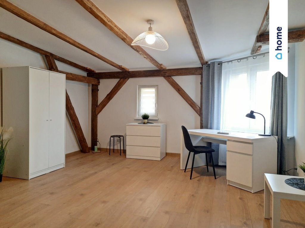 Pokój 22,8 m² w odnowionej kamienicy, blisko UMK Toruń, Henryka Sienkiewicza  23m2 Foto 1