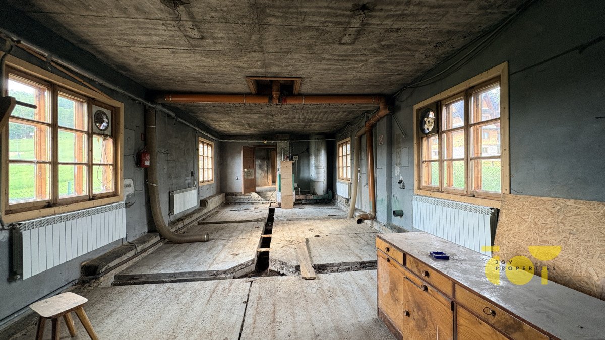 Lokal usługowo-produkcyjny 157,43 m2 z garażem w Poroninie. Poronin, Tatrzańska  158m2 Foto 1