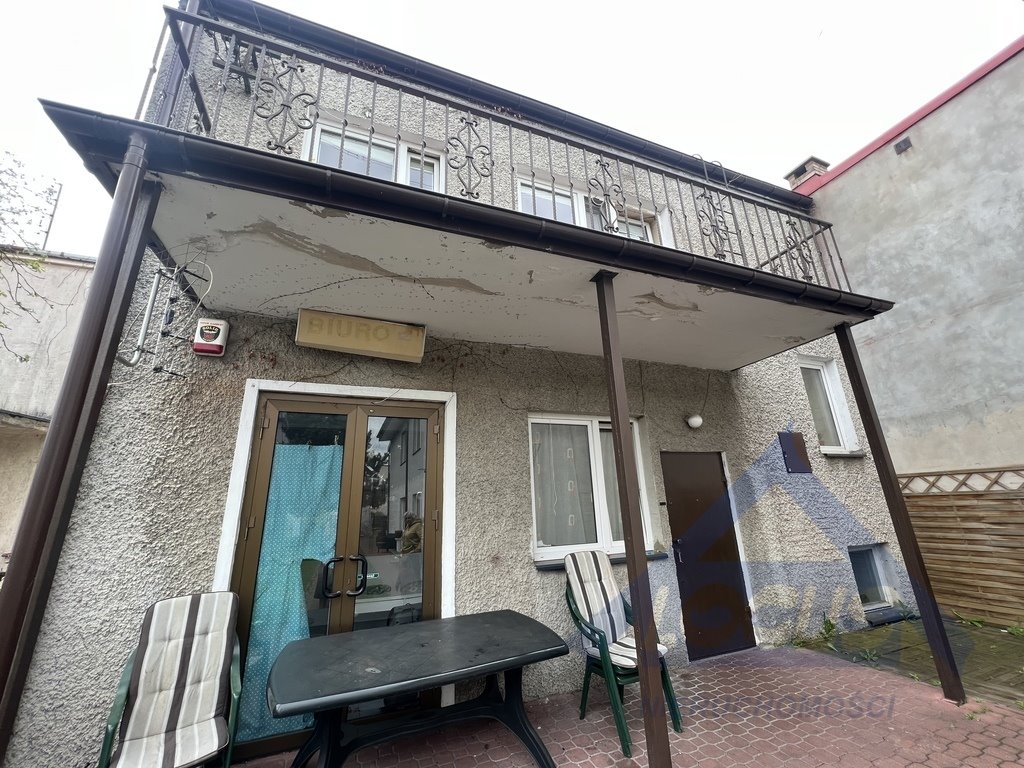 Polecam budynek 190m2 z potencjałem na Ursusie - biura i magazyn Warszawa, Ursus  190m2 Foto 1