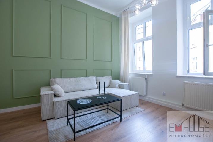 Mieszkanie dwupokojowe na wynajem Wrocław, Krzyki  40m2 Foto 1