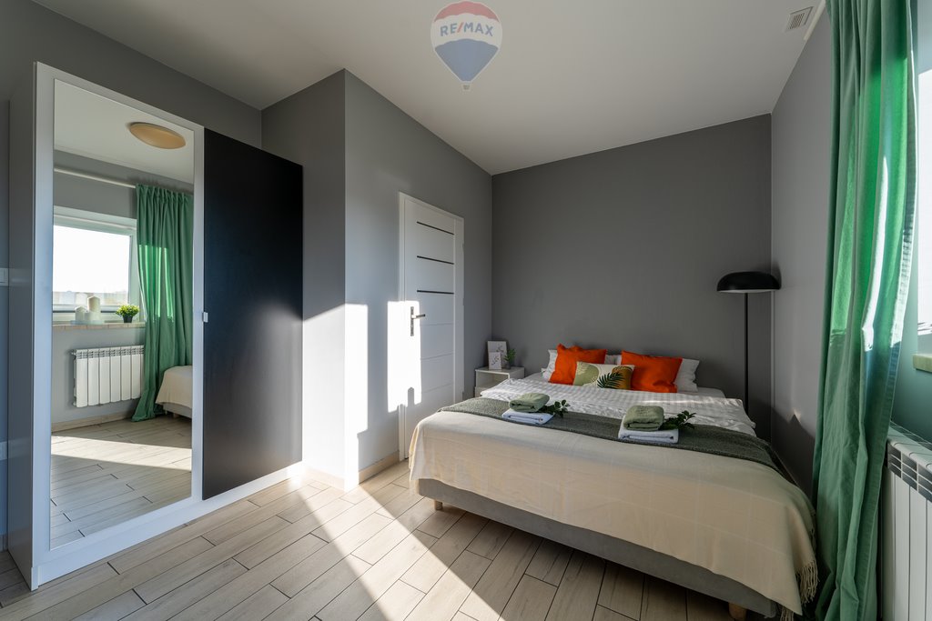 Lokal użytkowy na sprzedaż Olszówka, Leśna  200m2 Foto 1