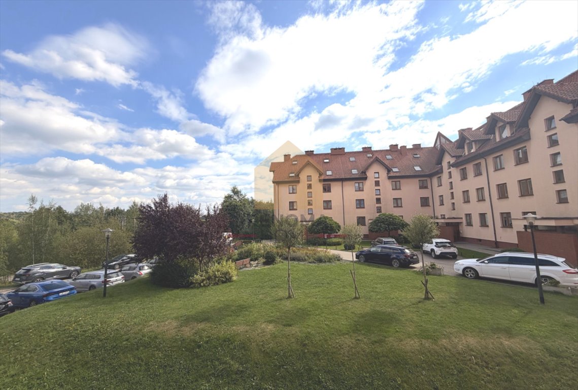 Przestronne 2 pokoje w Wałbrzychu, cicha okolica - polecam! Wałbrzych  52m2 Foto 1