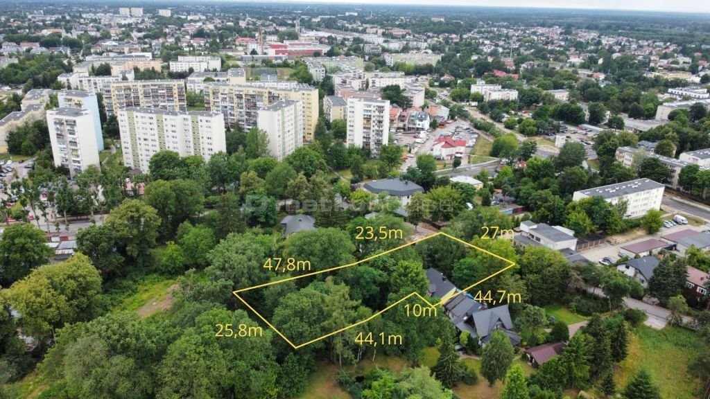 Działka budowlana na sprzedaż Wołomin  2 100m2 Foto 1