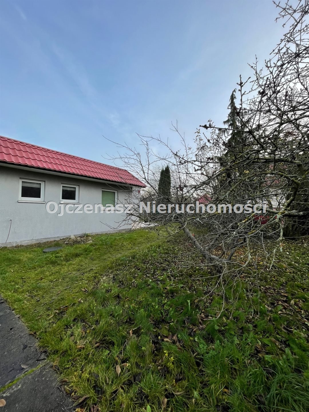 Dom do remontu w centrum Dobrcza, 747 m2 działki Dobrcz  747m2 Foto 1