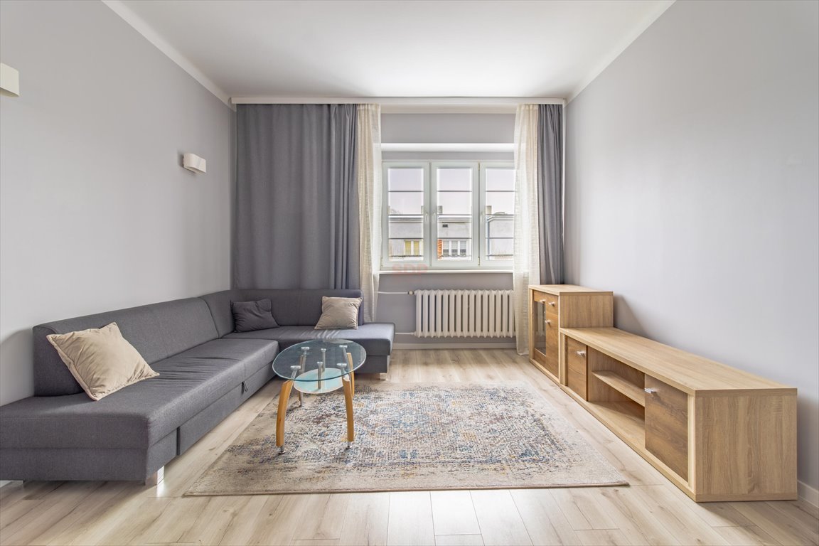 Dwupokojowe mieszkanie przy Parku na Zdrowiu z dużym potencjałem Łódź, Polesie, Srebrzyńska  53m2 Foto 1