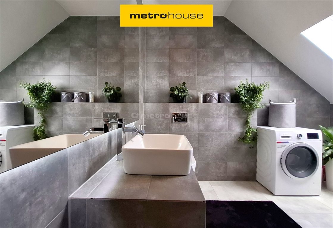 Nowoczesny dom 138 m² z ogrodem, gotowy do zamieszkania - polecam!: Chojnice: Zamieście