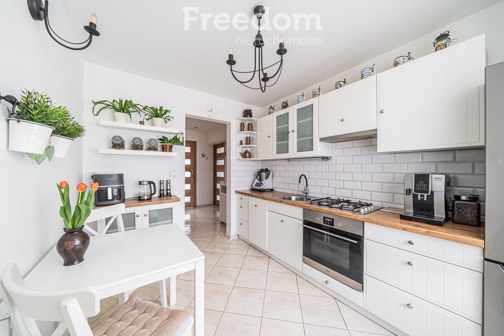 Gotowy dom z garażem, 156 m2, blisko lasów i morza Gorawino  156m2 Foto 1