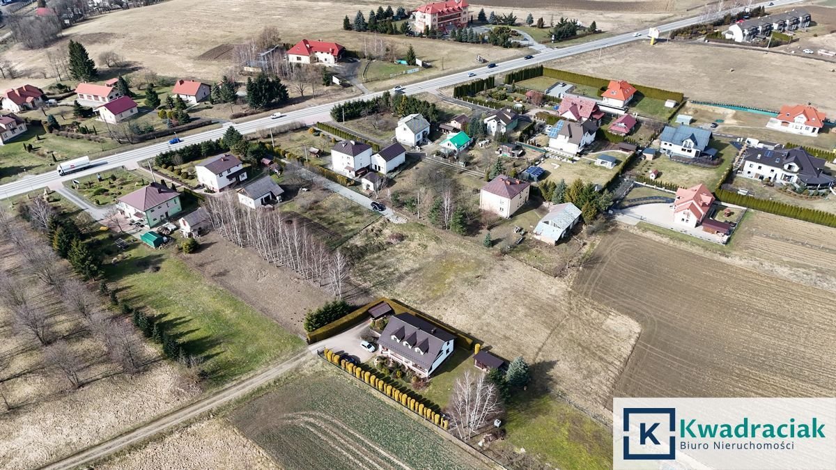 Działka budowlana w Czerteżu z mediami i warunkami zabudowy Czerteż  933m2 Foto 1