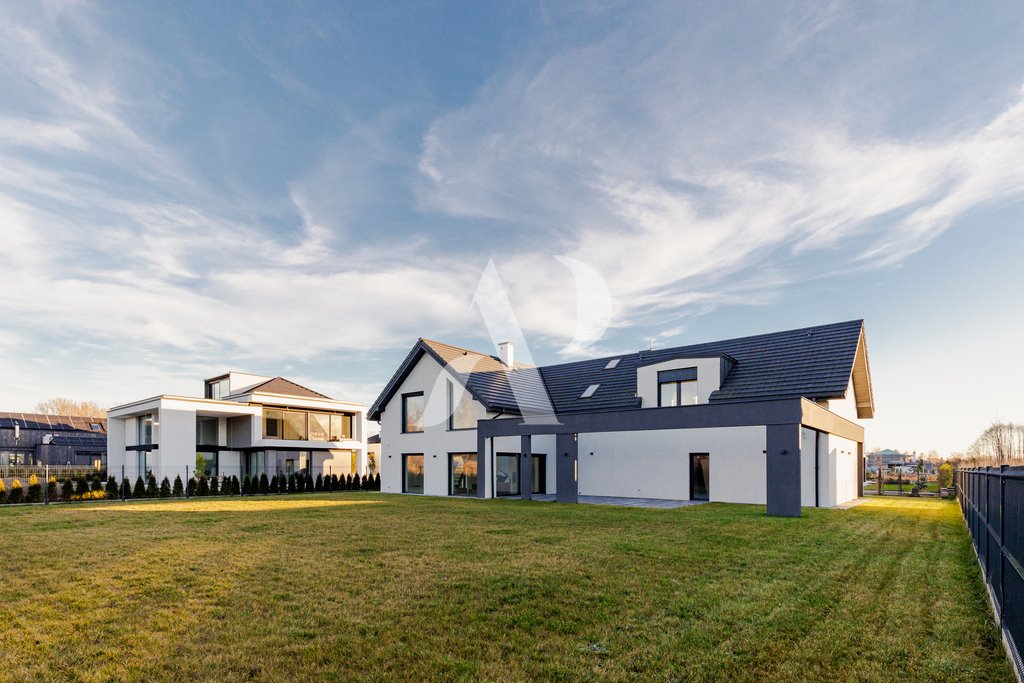Nowoczesny dom 320 m² w Wilanowie z dużą działką Warszawa, Wilanów, Zawady  320m2 Foto 1