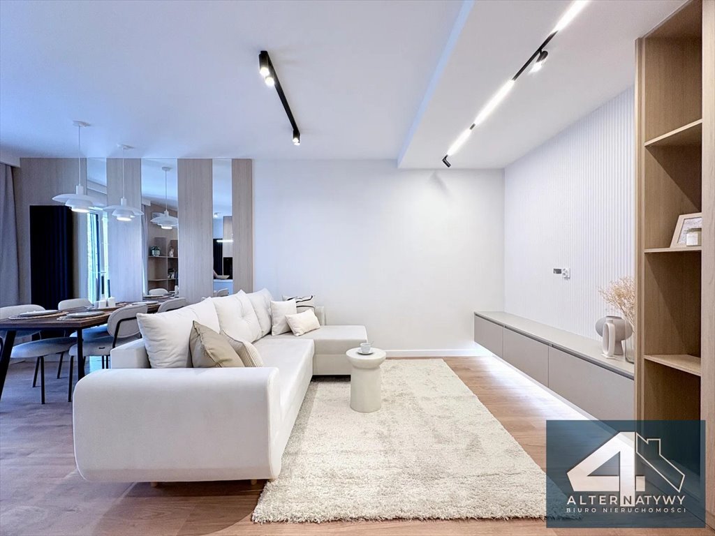 Na sprzedaż przestronne 69 m² mieszkanie z balkonem w Krakowie Kraków, Bagrowa 23  69m2 Foto 1