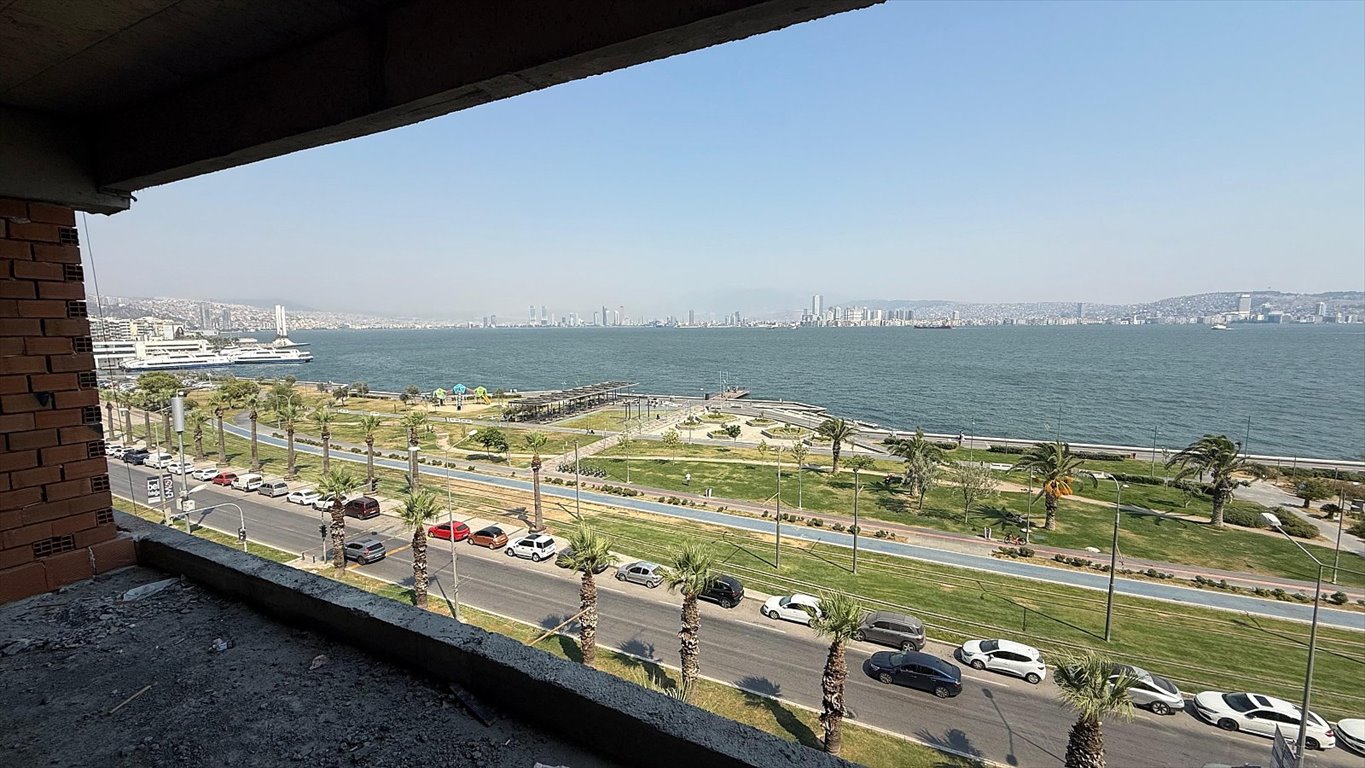 Mieszkanie na sprzedaż Turcja, Izmir, Donanmacı, Karşıyaka, Izmir  227m2 Foto 1