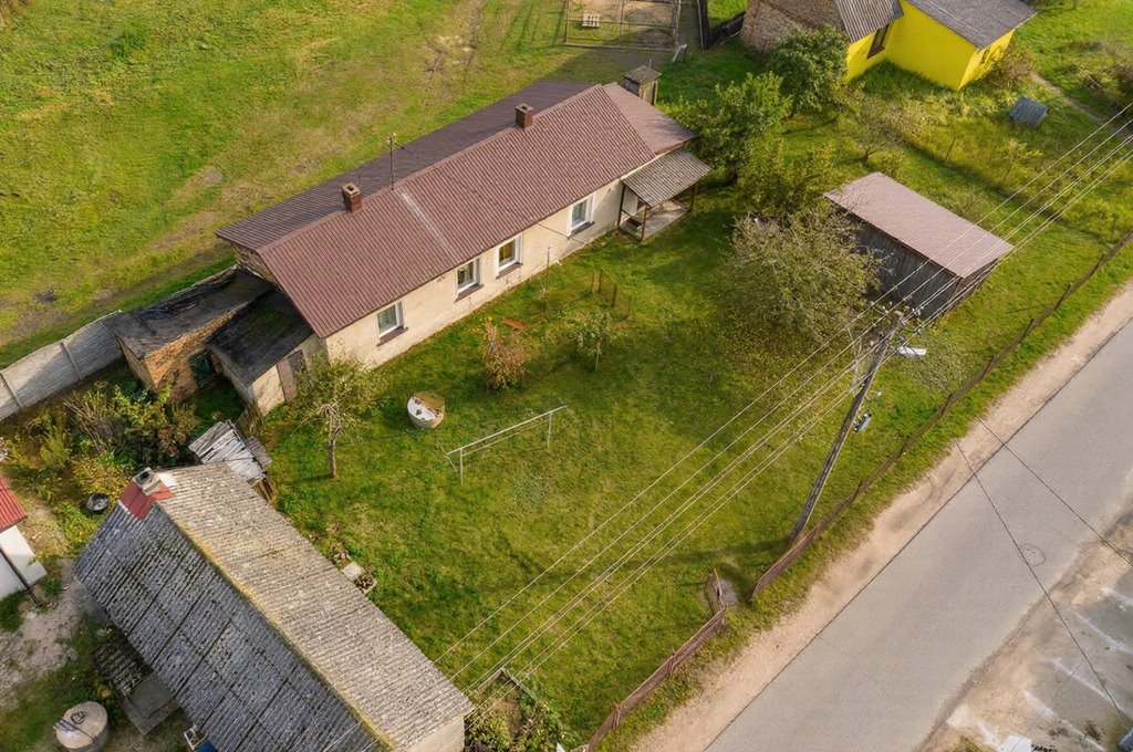 Dom 48 m² z dużym potencjałem i tarasem w Nowym Duninowie Nowy Duninów, Wierzbowa  48m2 Foto 1