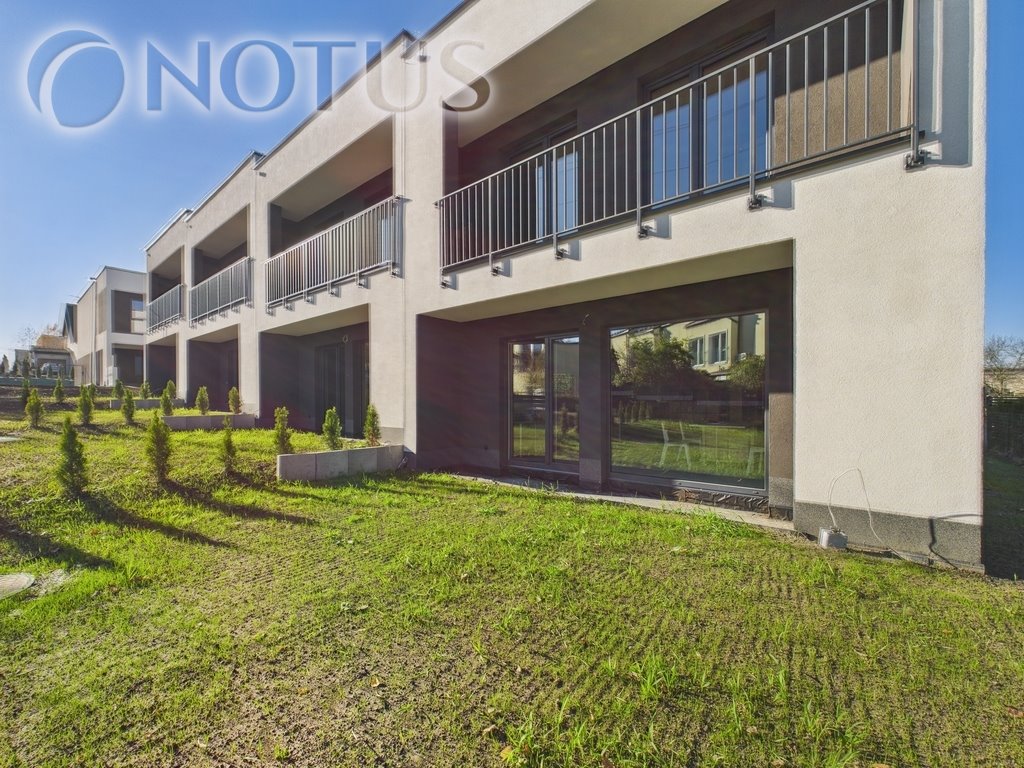 Zapraszam do obejrzenia nowoczesnego domu szeregowego 135 m² z ogrodem i tarasem Mikołów  136m2 Foto 1