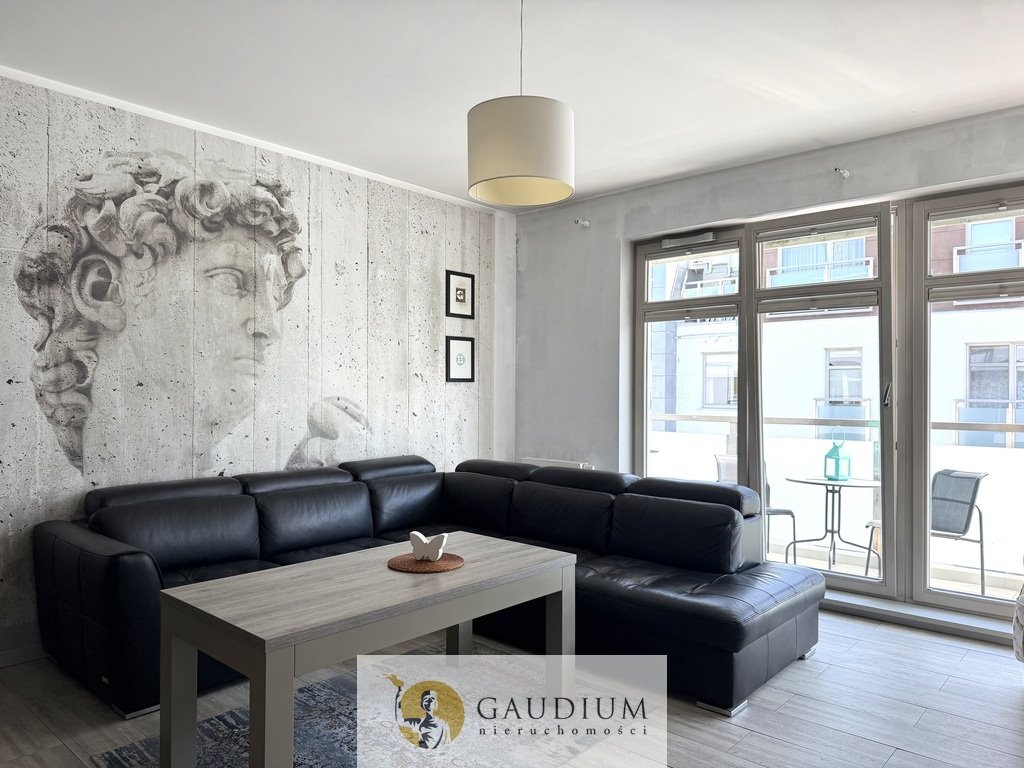 Wynajem 2-pokojowego apartamentu w Marina Gdańsk: Gdańsk Przymorze: Czarny Dwór