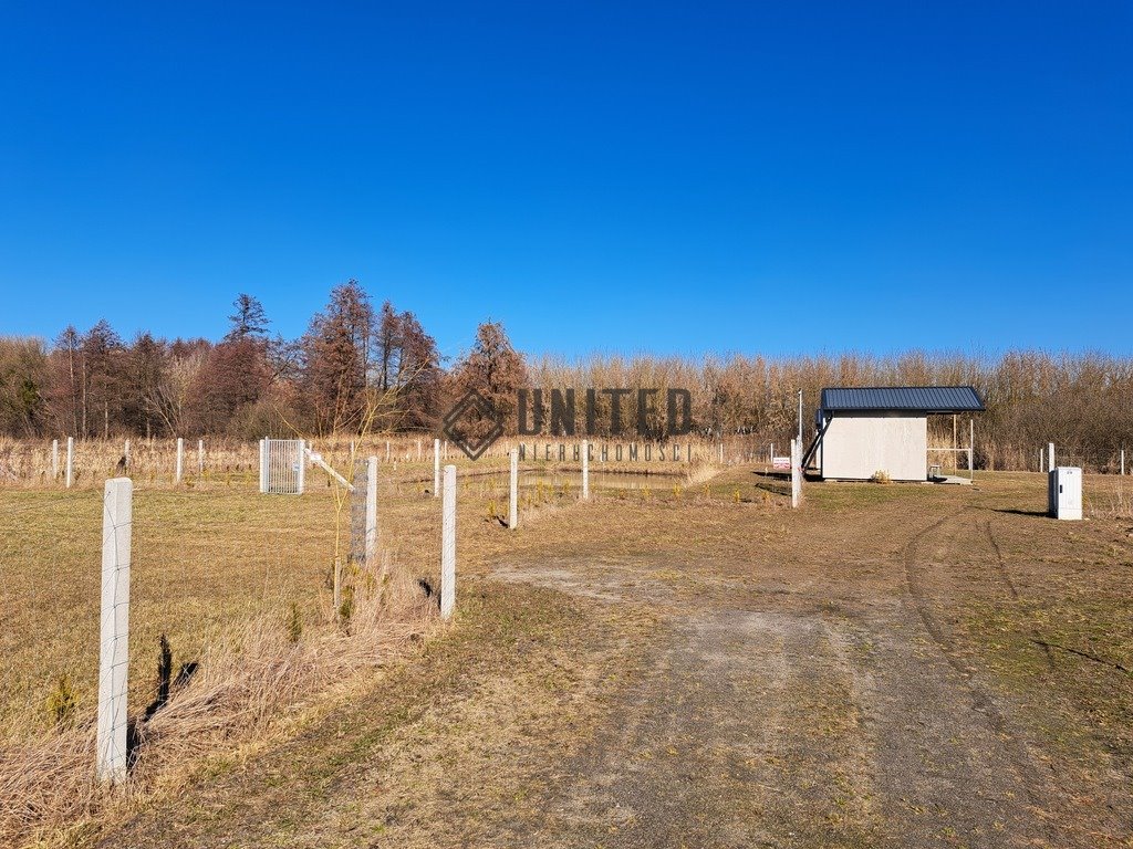 Działka z warunkami zabudowy, media, blisko drogi Miłocice  1 003m2 Foto 1