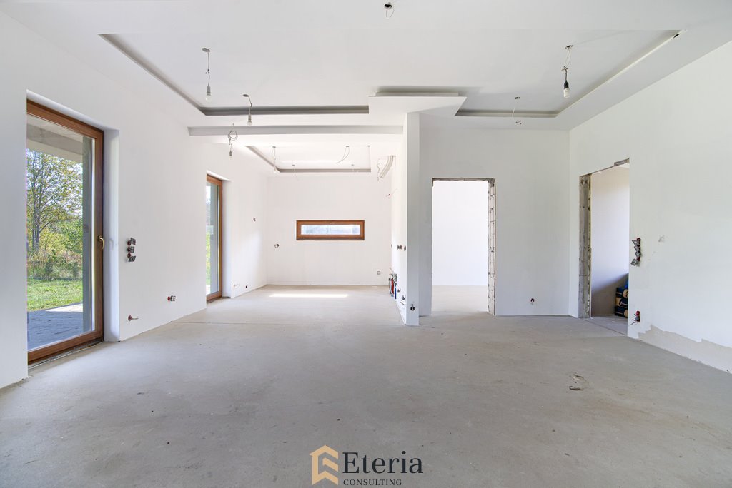 Dom z dużym ogrodem i garażem, 7 pokoi, pod klucz Kamionka, Marii Konopnickiej  295m2 Foto 1