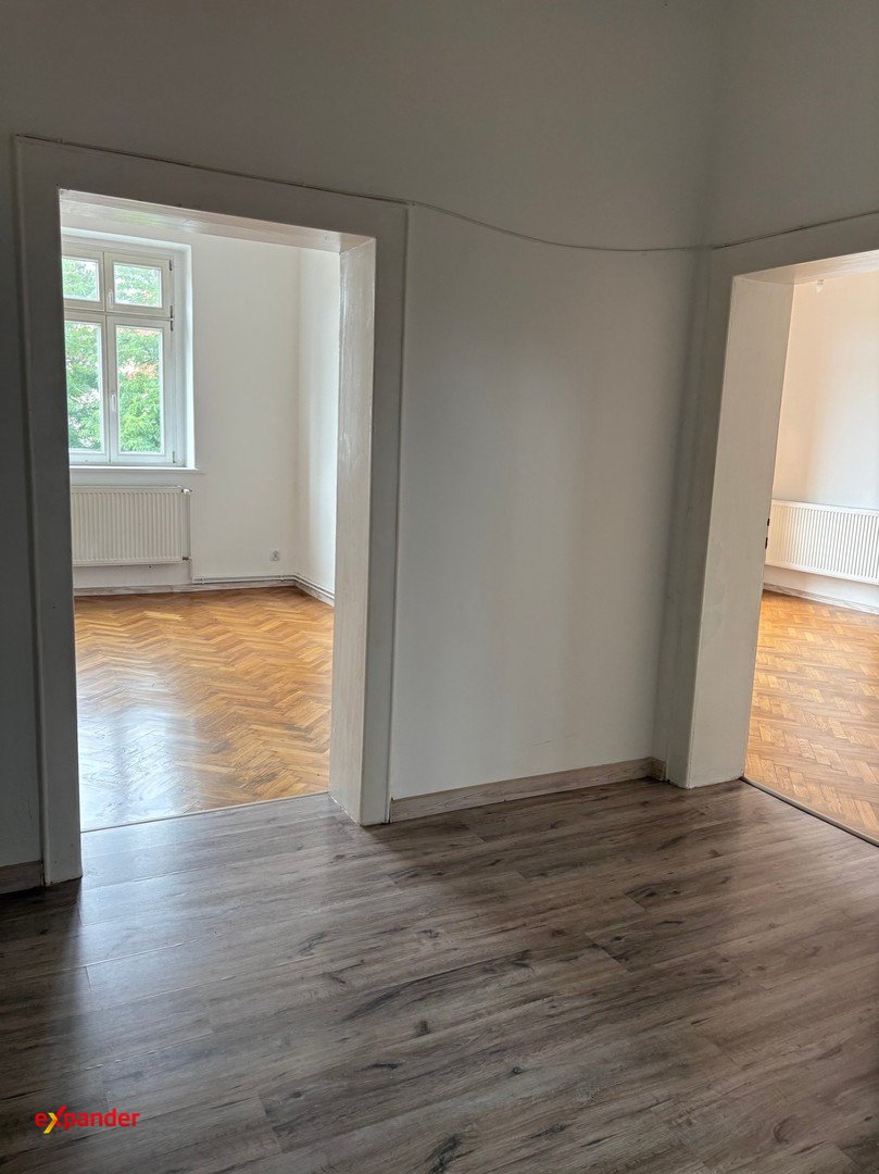 Zapraszam do obejrzenia przestronnego 3-pokojowego mieszkania w centrum Kępna Kępno, Sienkiewicza  82m2 Foto 1