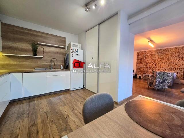 Mieszkanie dwupokojowe na sprzedaż Świdnica, okolice Centrum  65m2 Foto 1