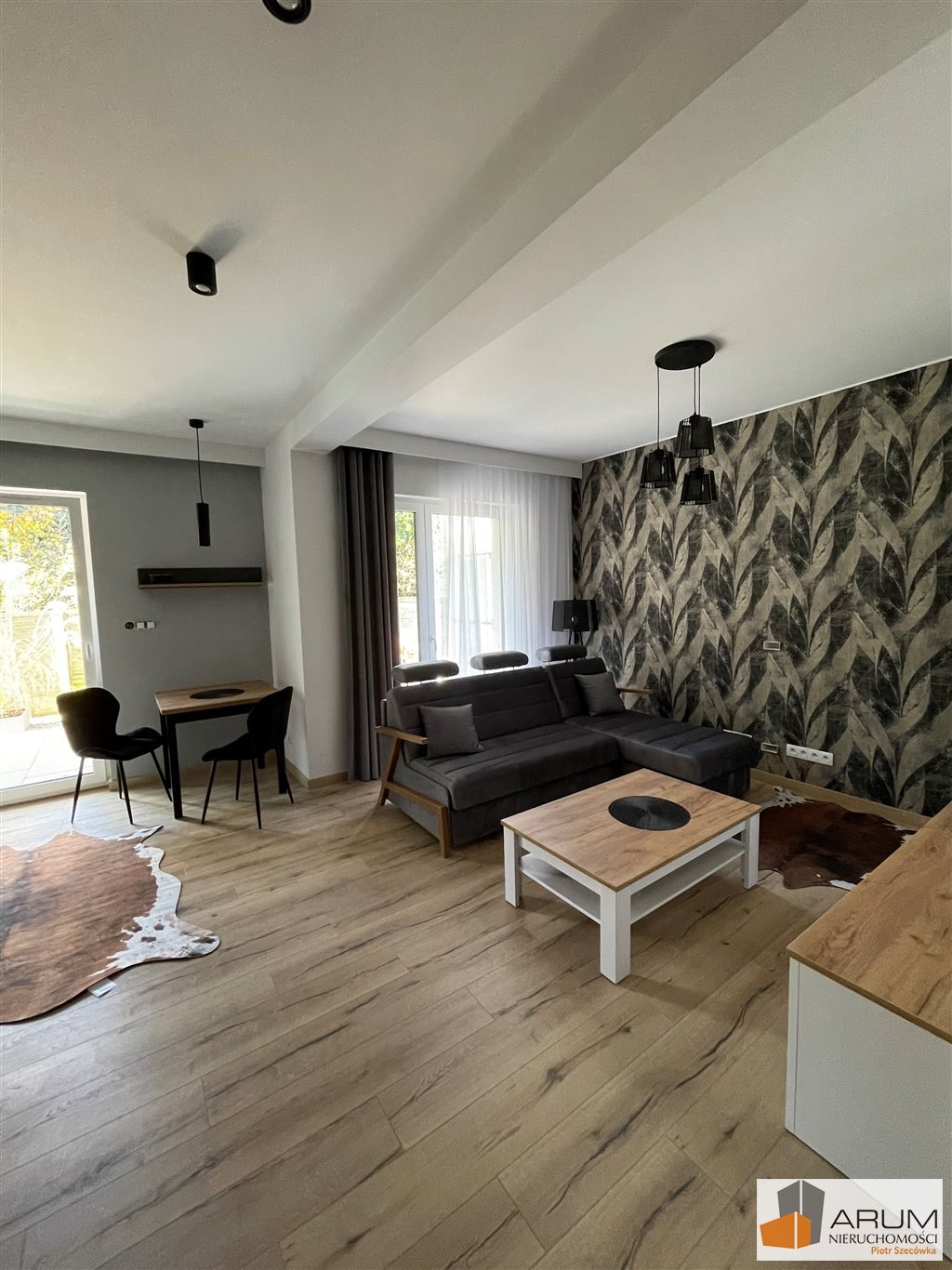 Komfortowe M-2 z ogródkiem, garażem i meblami Częstochowa, Częstochówka-Parkitka  34m2 Foto 1