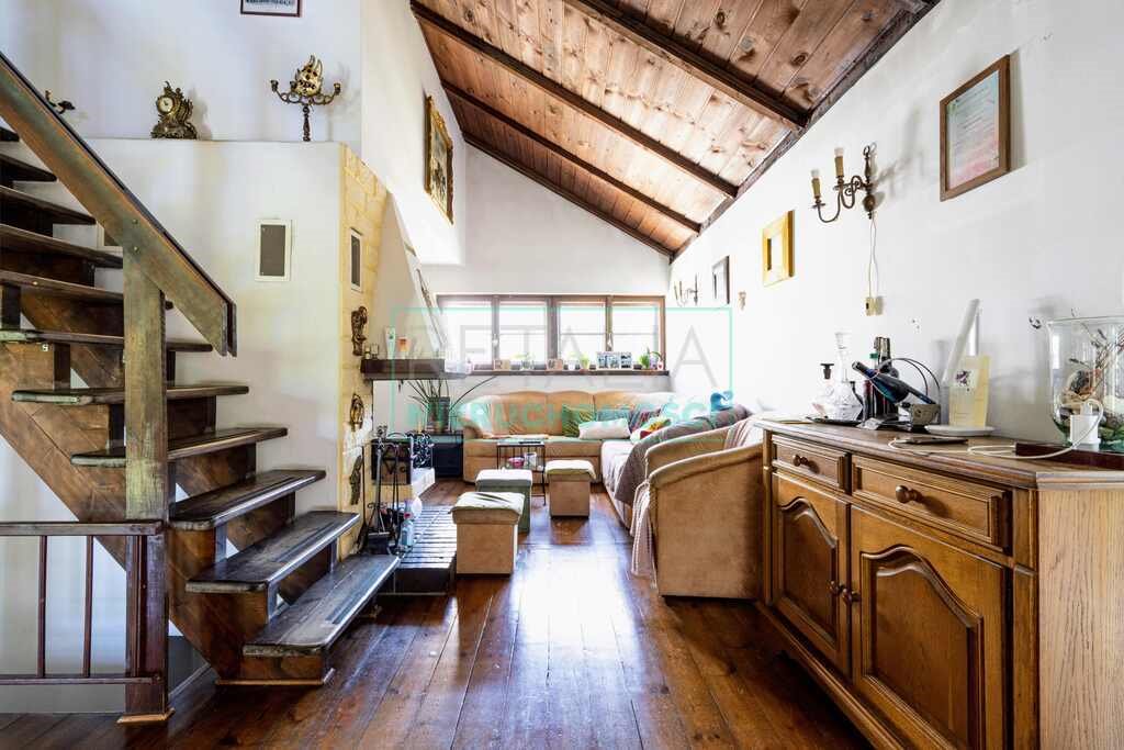 Przestronny dom 210 m² z ogrodem i garażem w Otrębusach Otrębusy  210m2 Foto 1