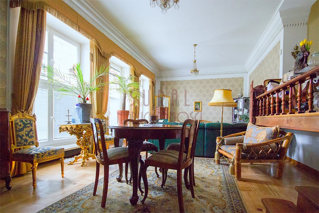 Ekskluzywna willa z 1932 r. w prestiżowej Saskiej Kępie Warszawa, Praga-Południe, Saska Kępa, 1/2 willi w zabytkowej części Saskiej Kępy 1932 r.  530m2 Foto 1