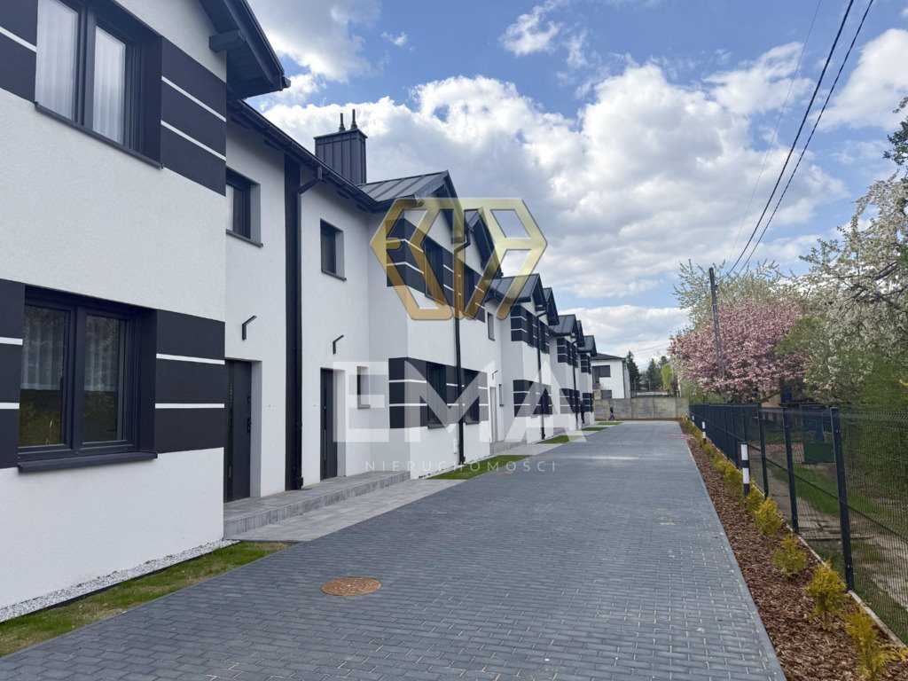 Na sprzedaż nowoczesny dom 124 m² z ogródkiem w Częstochowie Częstochowa, Kawia  125m2 Foto 1