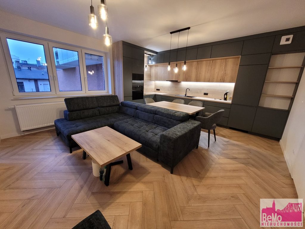 Mieszkanie dwupokojowe na sprzedaż Włocławek, Centrum  55m2 Foto 1